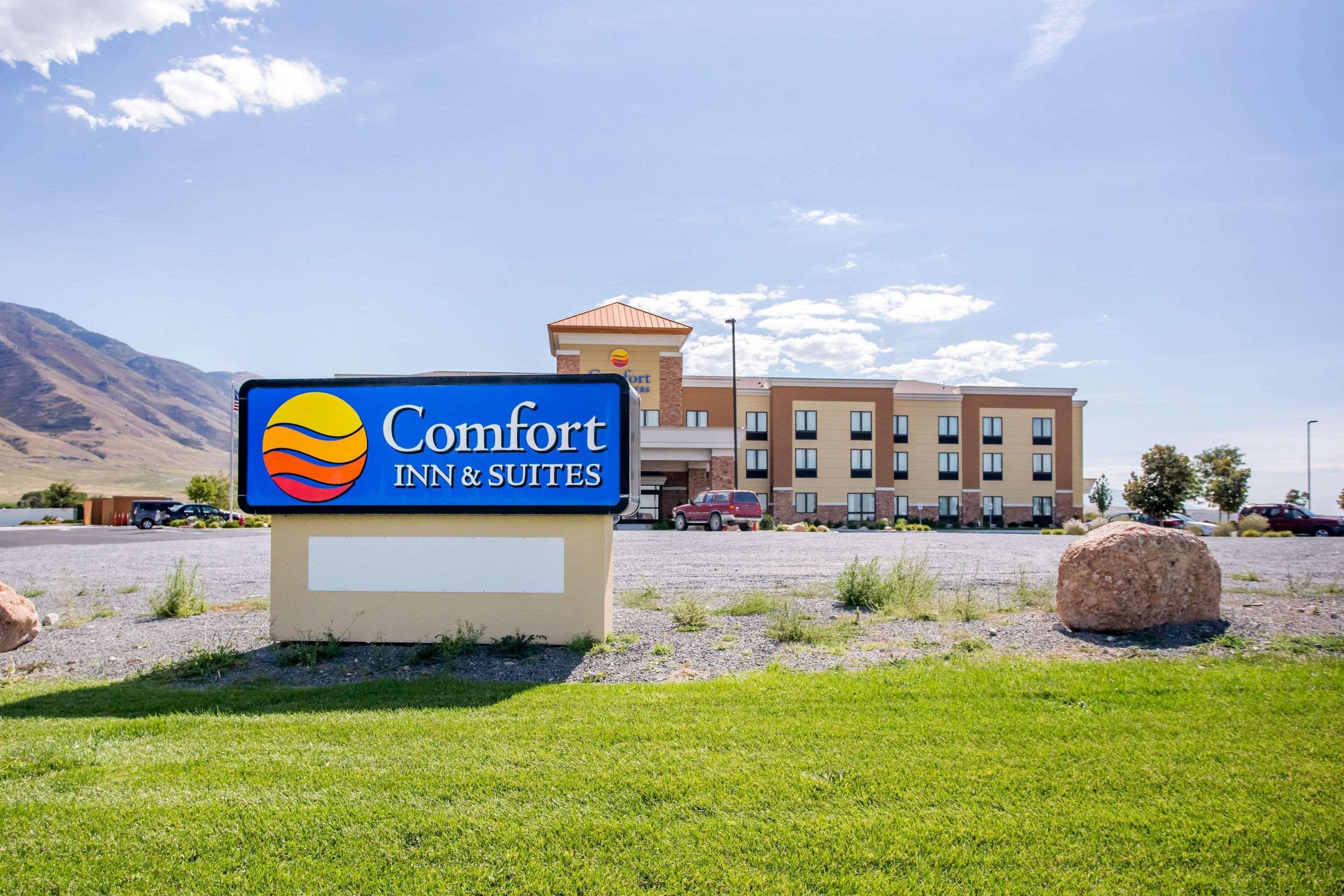 Comfort Inn & Suites Tooele-Salt Lake City Exterior photo